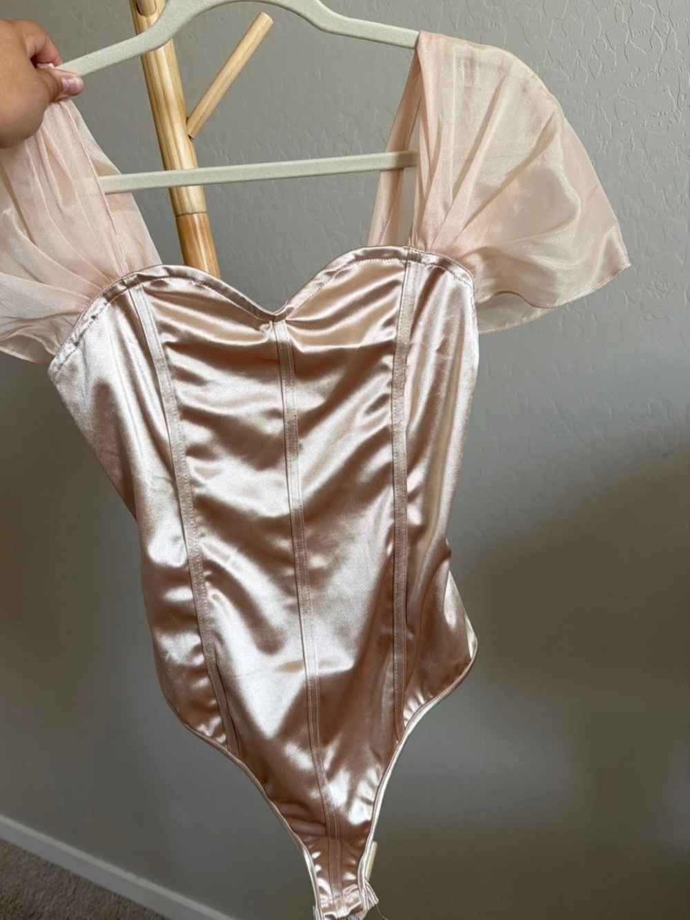 Satin Puff Sleeve Bodysuit in Blush